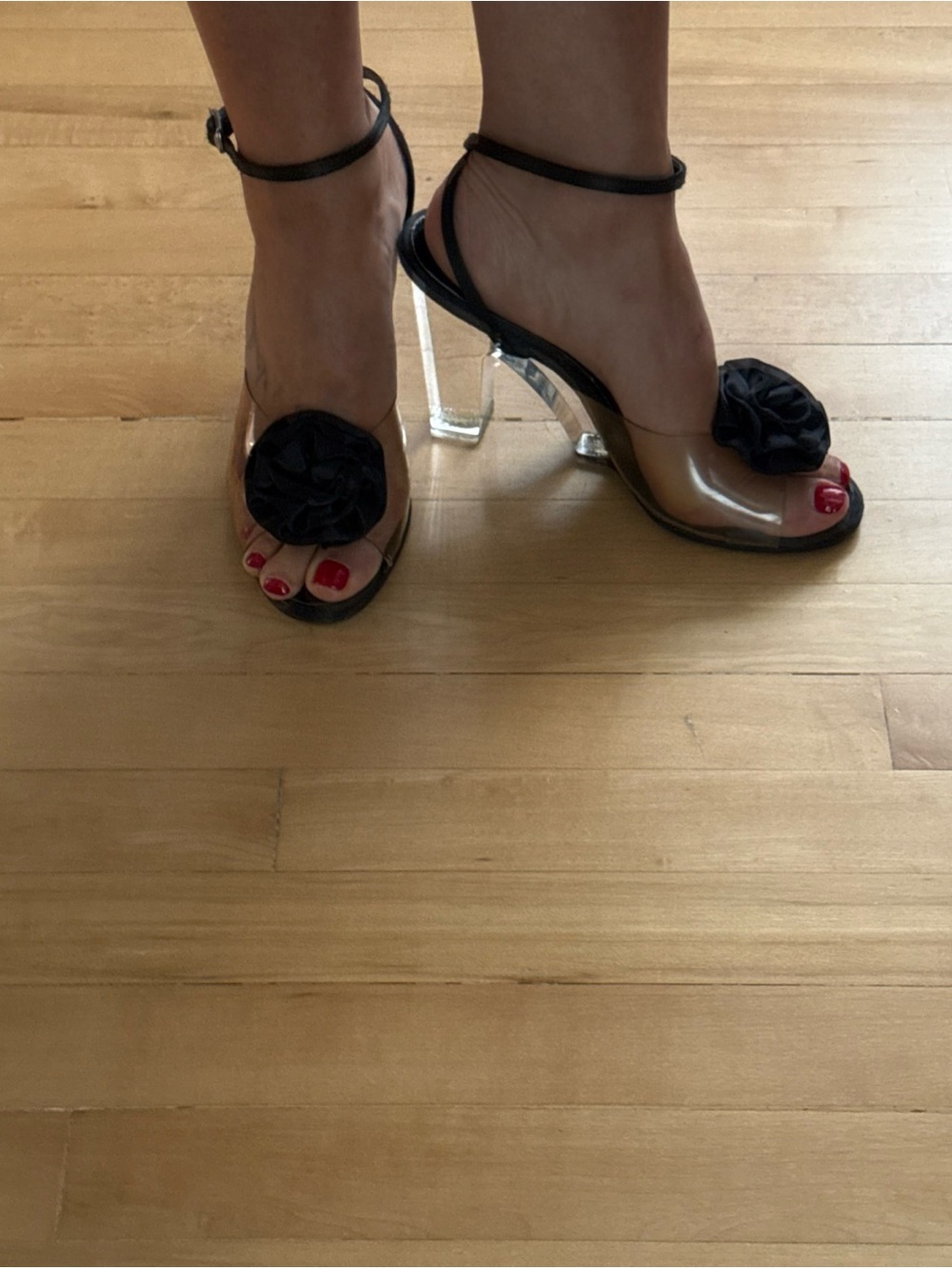 Vintage QuailCraft Shoes w/Lucite heel and black Bow
